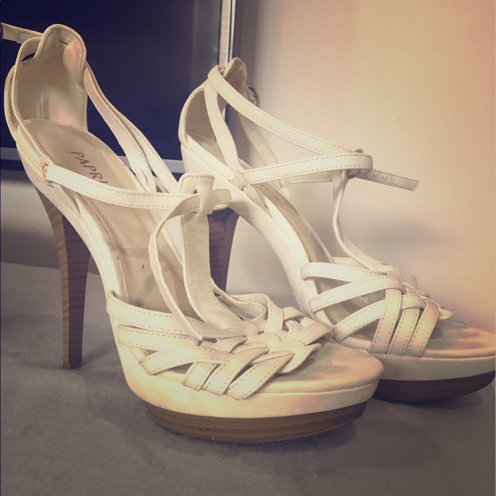 Very tall sexy white sandal heels 👠