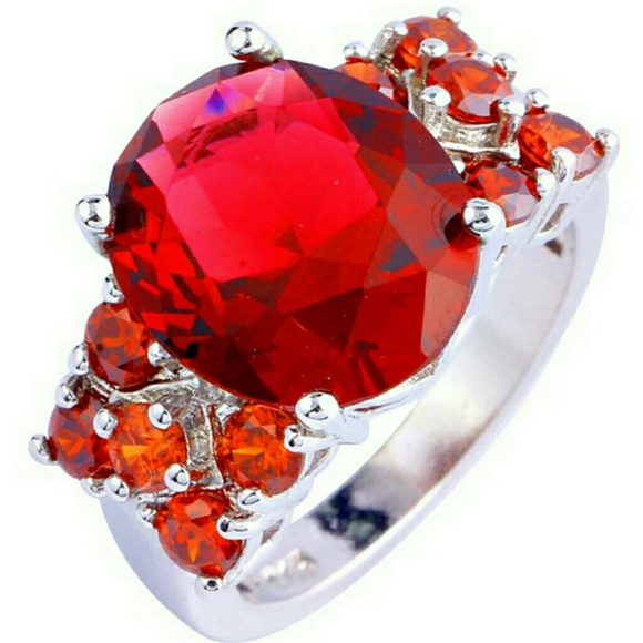 Fabulous 18 Carat Red Sapphire And Sterling Silver - Picture 2 of 3