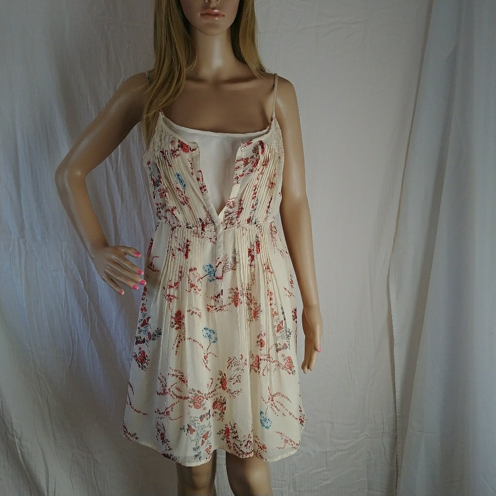 Thistlepearl floral lace dress