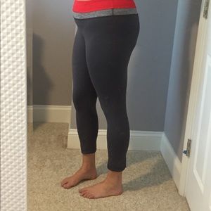 Lululemon Dark Grey Inspire Running Tights
