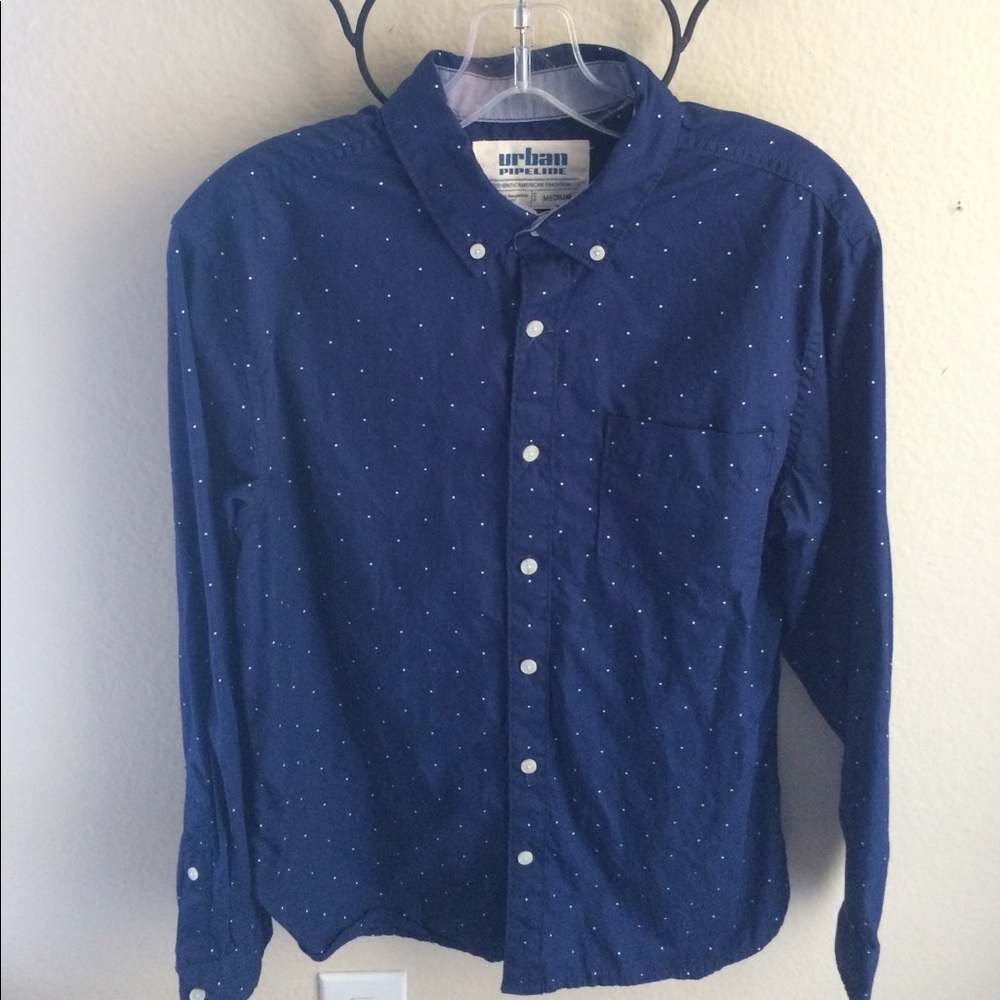 NWOT Men's Button-Up Shirt.