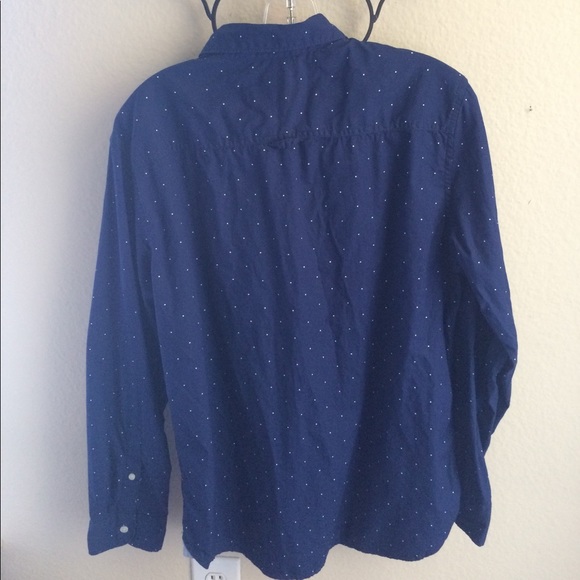 NWOT Men's Button-Up Shirt. - Picture 4 of 4