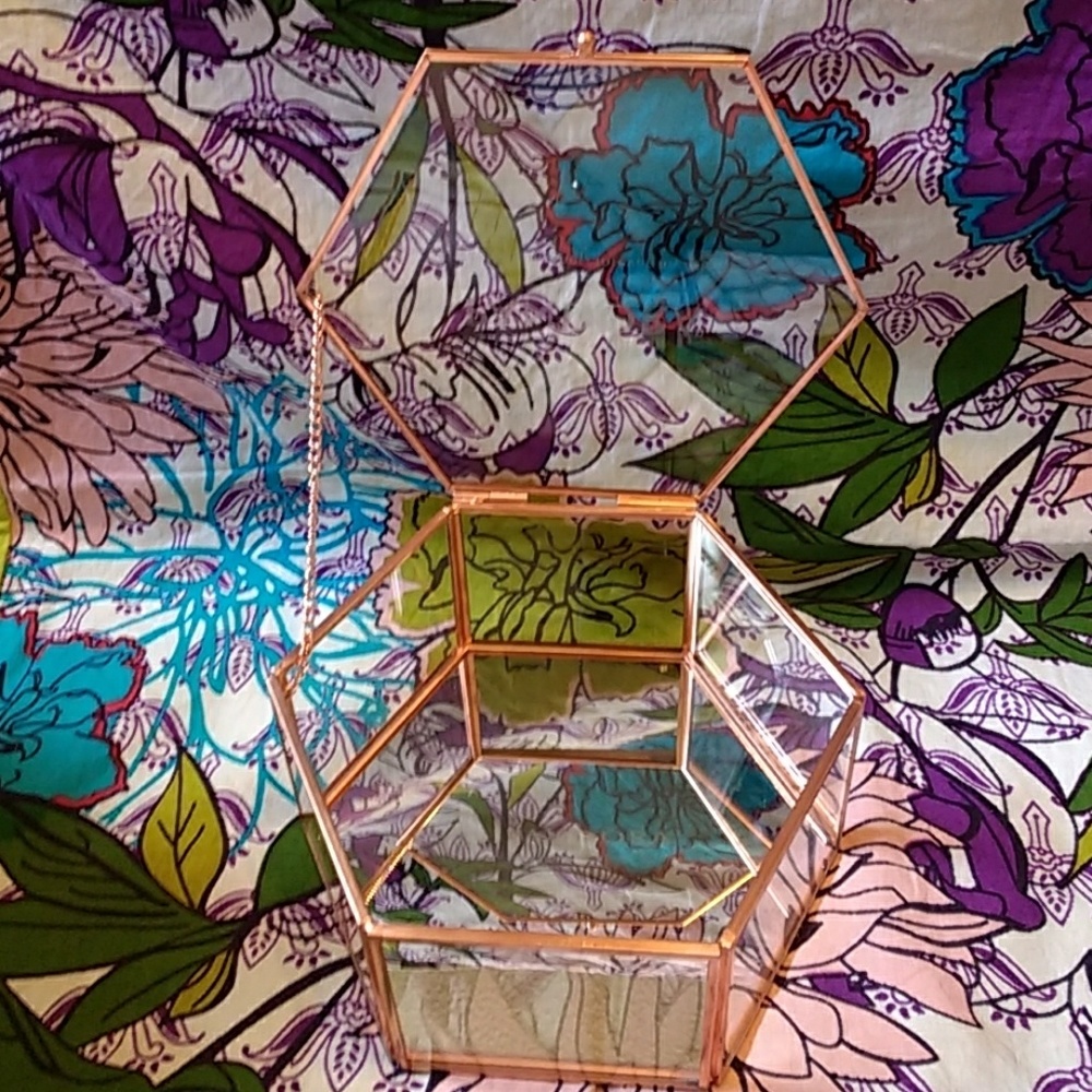 Pandora Mother's Day Glass Jewelry Box - Picture 3 of 5