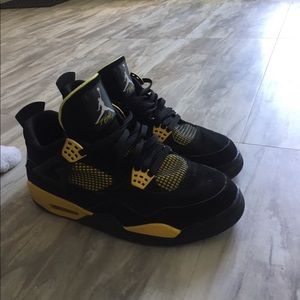 Thunder 4's