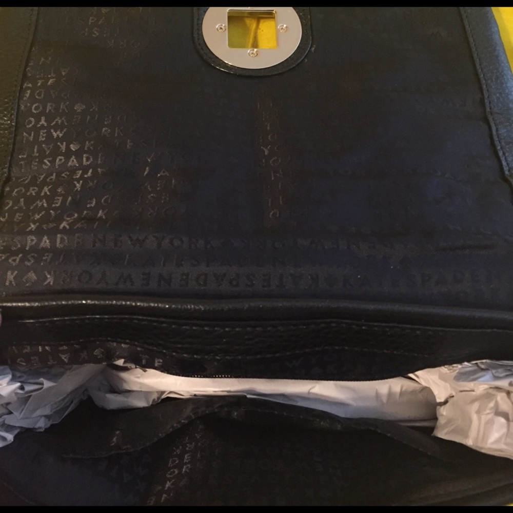 BRAND NEW KATE SPADE BLACK QUILTED CROSSBODY PURSE - Picture 3 of 4