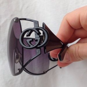 Authentic vintage Gucci shield sunglasses