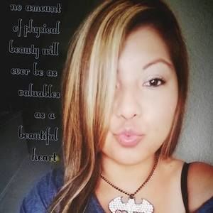 Meet your Posher, Aleida
