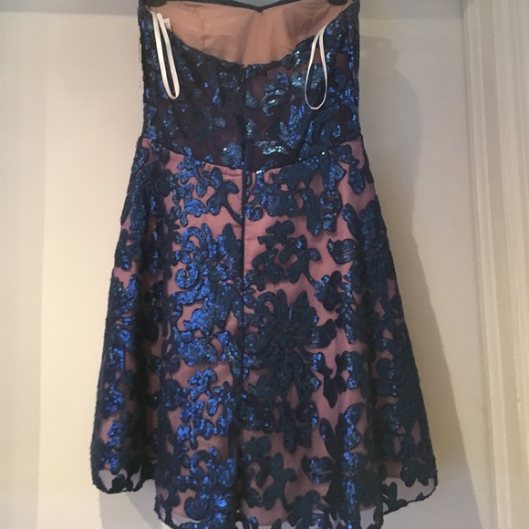 Gianni Bini Formal Dress - Picture 3 of 6