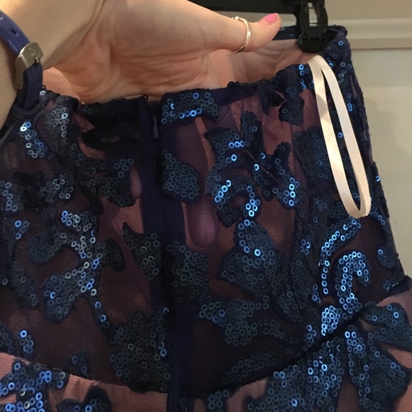 Gianni Bini Formal Dress - Picture 4 of 6