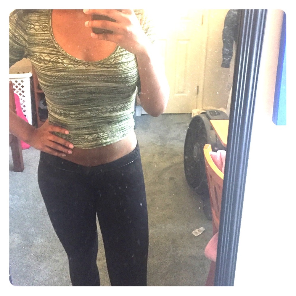 Crop top