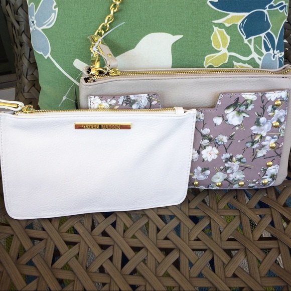 Steve Madden Floral Belaine Crossbody Purse - NWT - Picture 2 of 6