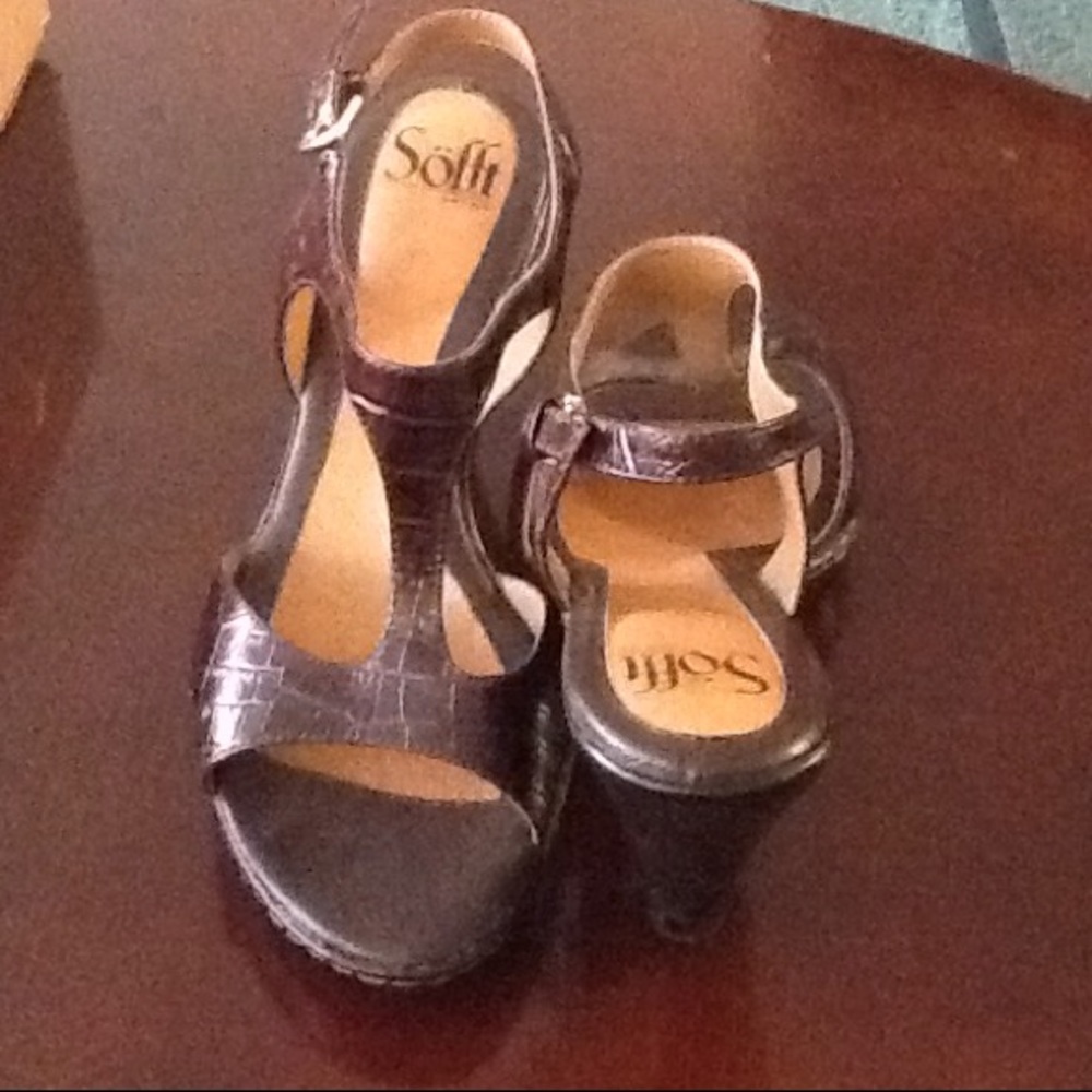 Sofft Brown Heel Sandals