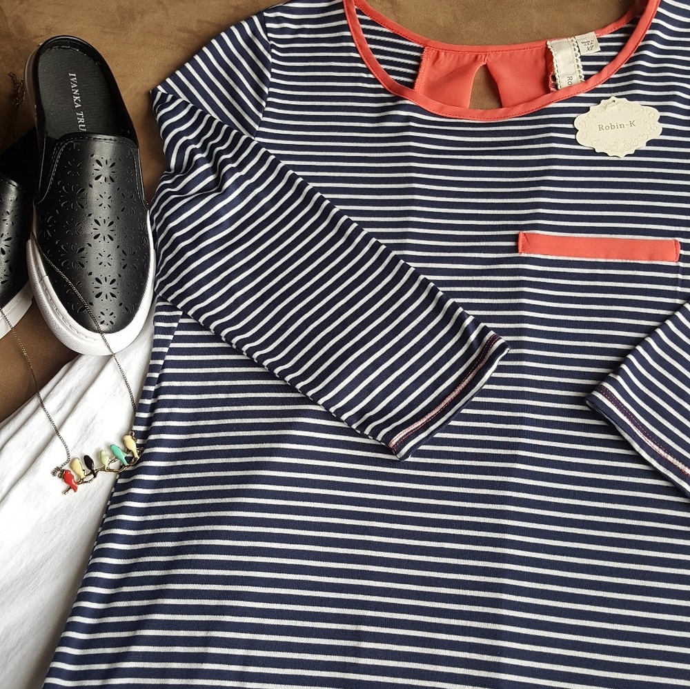 3/4 sleeve navy and white with coral accents