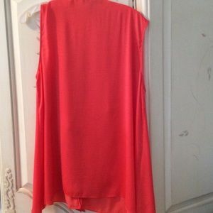 BCBGMaxAzria Tops - NWOT BCBG blouse BCBGMaxAzria Tops - NWOT BCBG blouse
