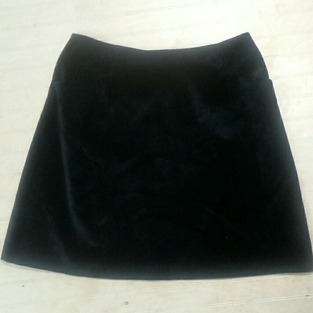 Banana Republic Stretch Mini Skirt