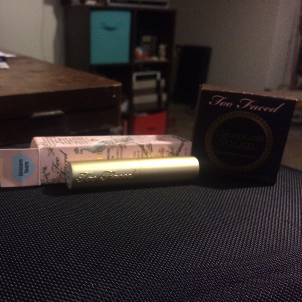 Too faced **rare** Unicorn Tears 🦄 lipstick