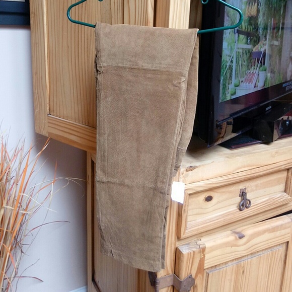 Brand New never worn 100% genuine light brown - Picture 3 of 7