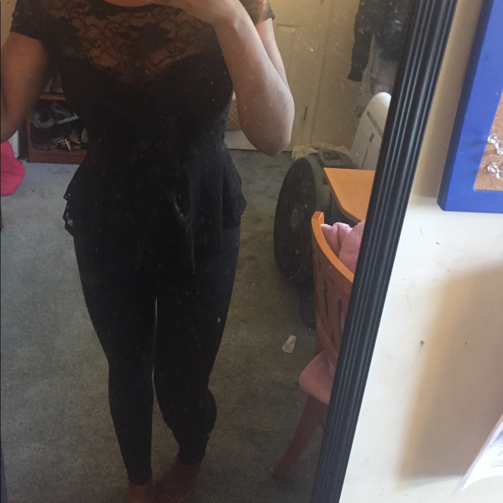 Lace top - Picture 3 of 4