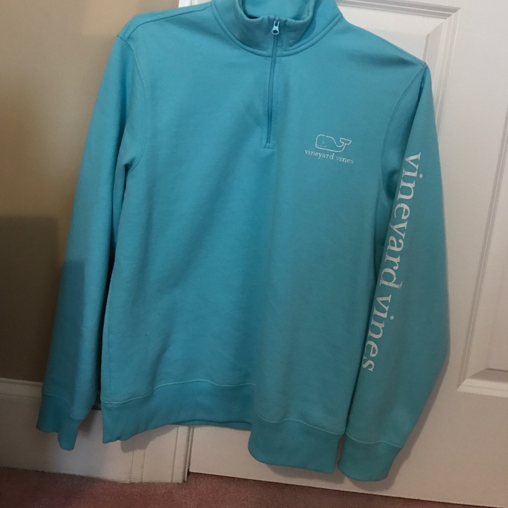 vineyard vines sweatshirt