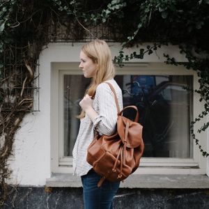 Meet your Posher, Lydia