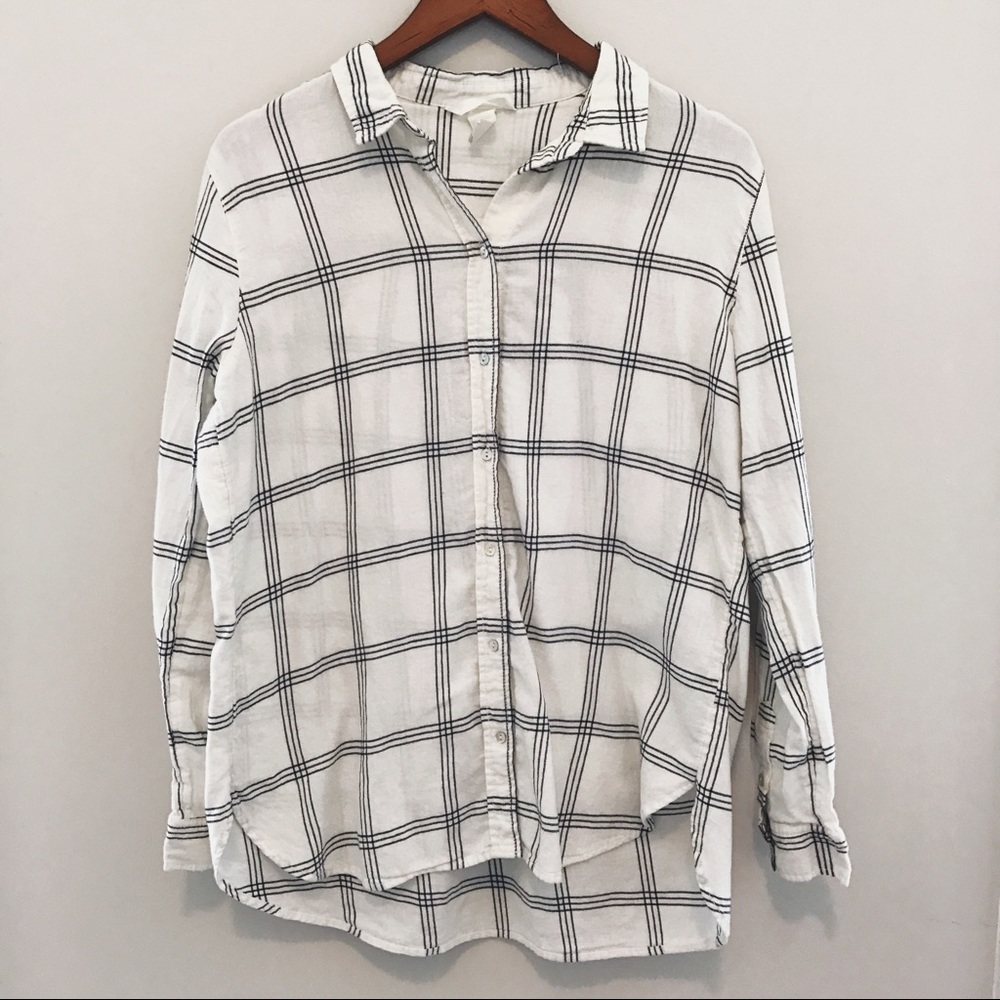 Small H&M plaid button down shirt!
