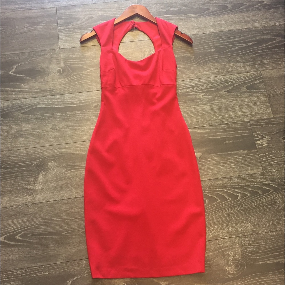 Cache tube dress