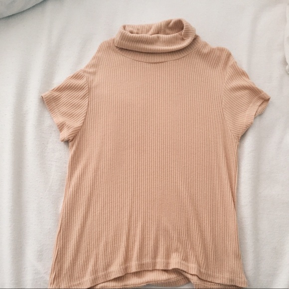 Peach Turtleneck - Picture 1 of 1