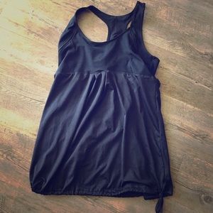 Black workout tank