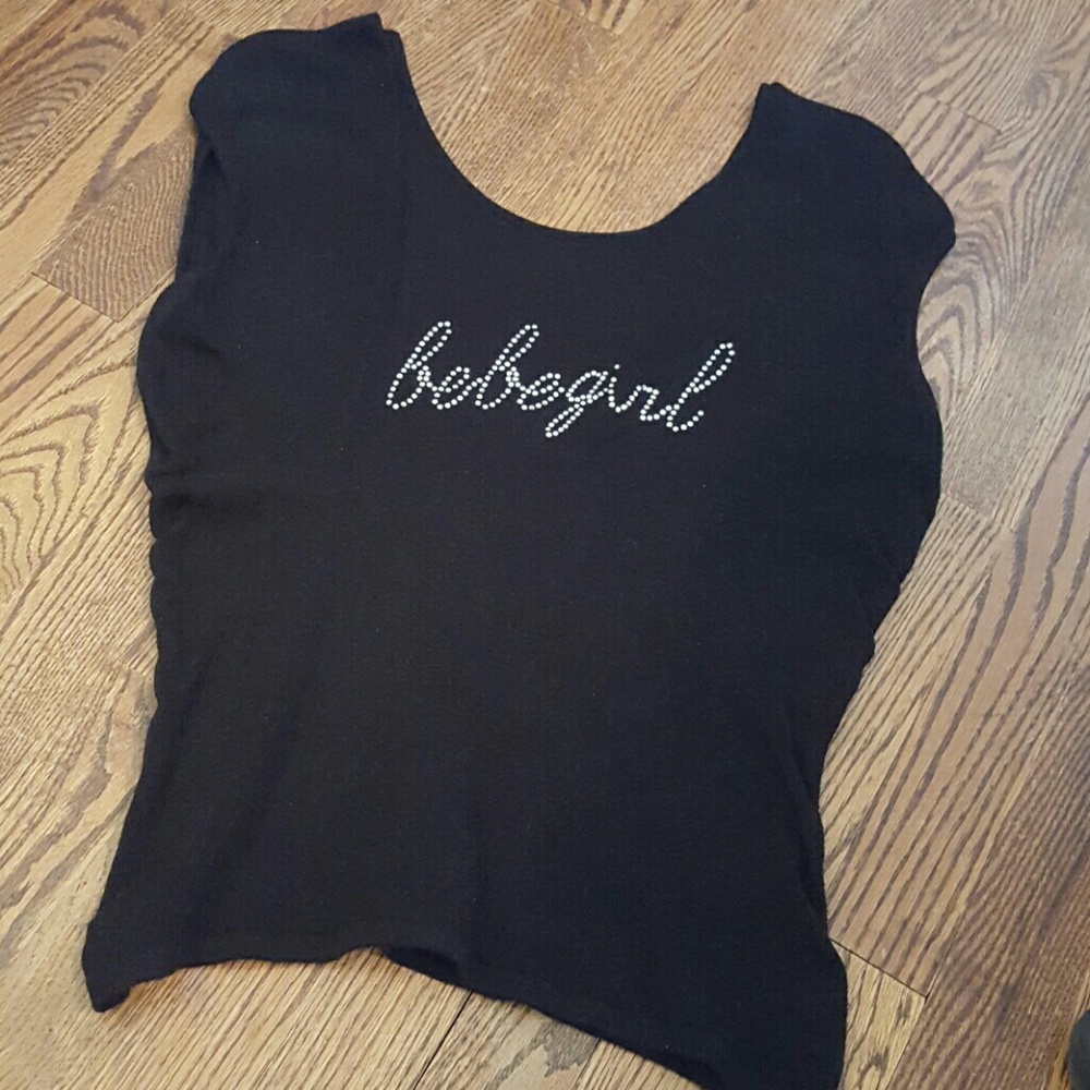 bebe scoop neck sleeveless shirt