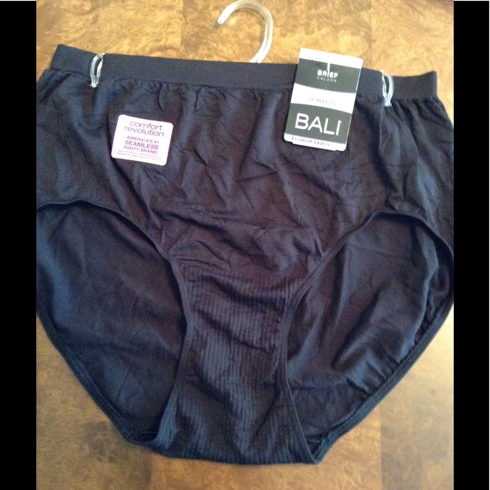 New with tags - Bali sz 10-11 panties black + 2
