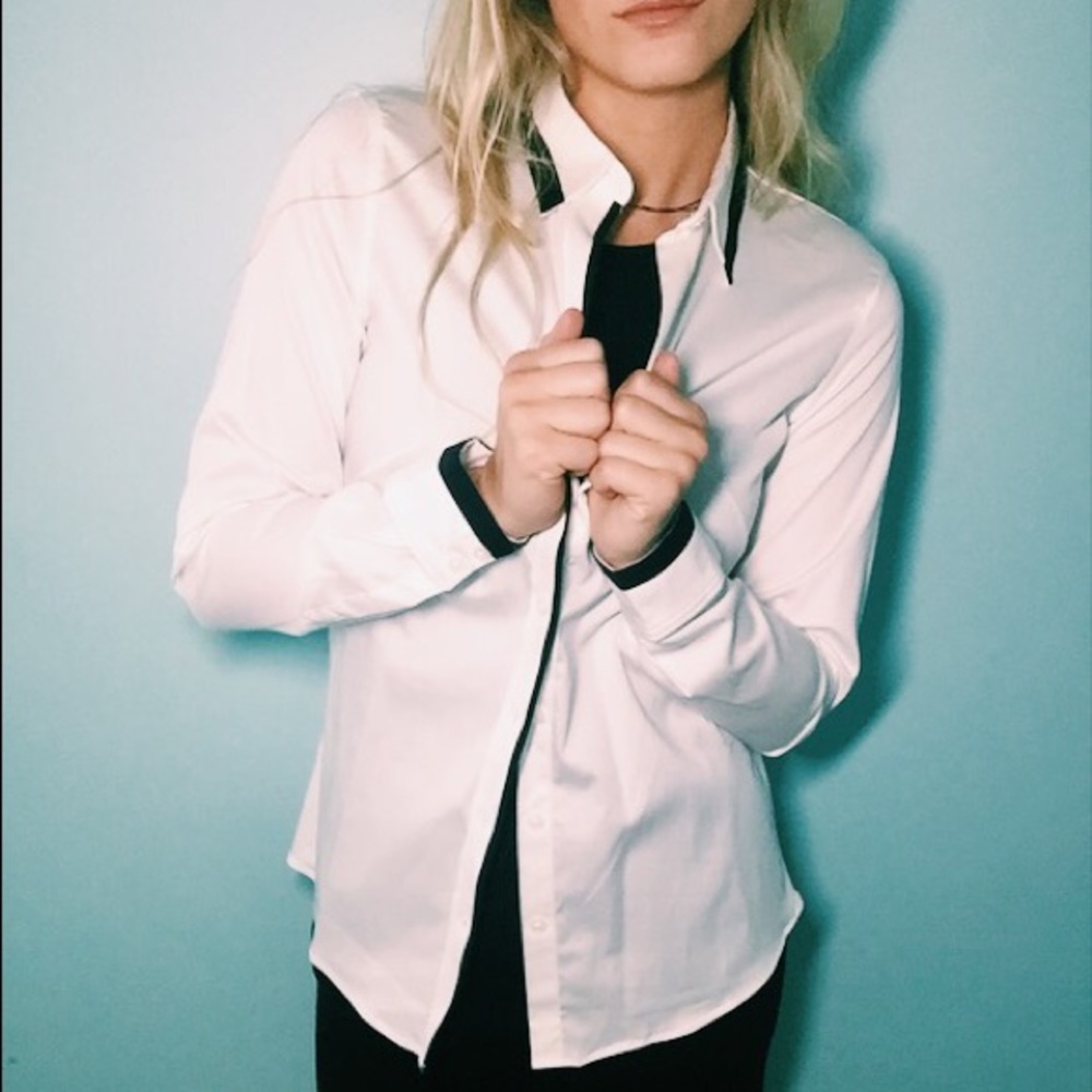 Banana button down