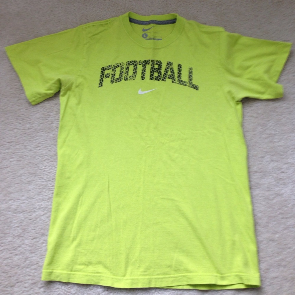 Nike boys shirt size L