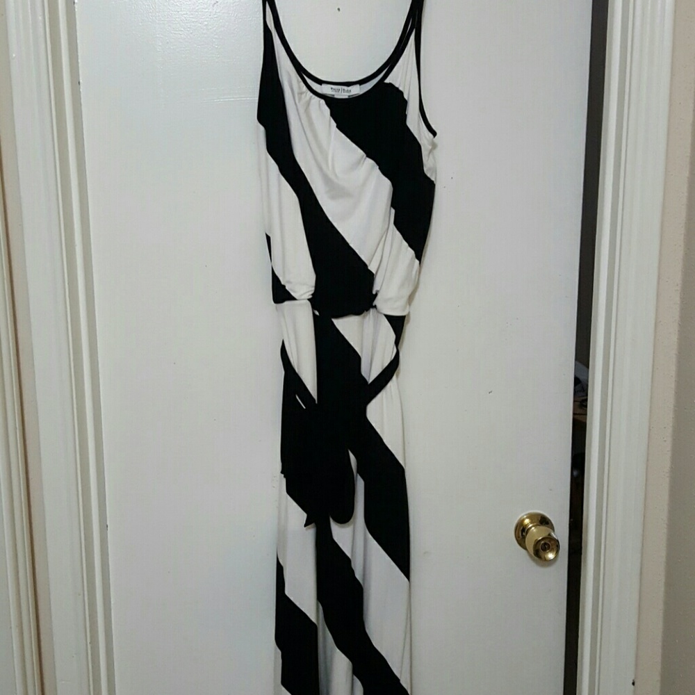 Black and white sundress