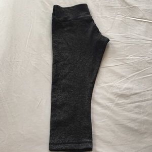 Lululemon wunder under crops w/ herringbone print!