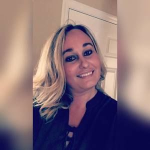 Meet your Posher, Elaine