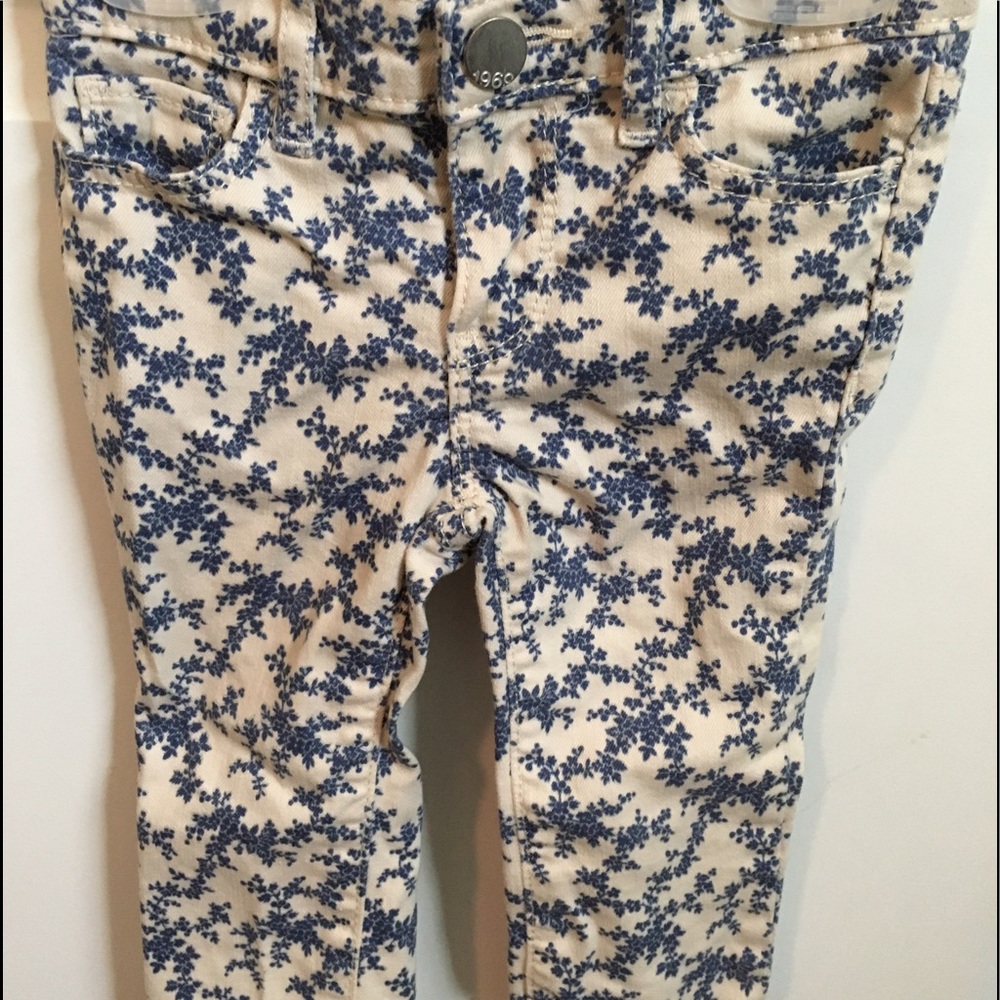 5 pairs of Gap baby skinny jeans - Picture 2 of 5