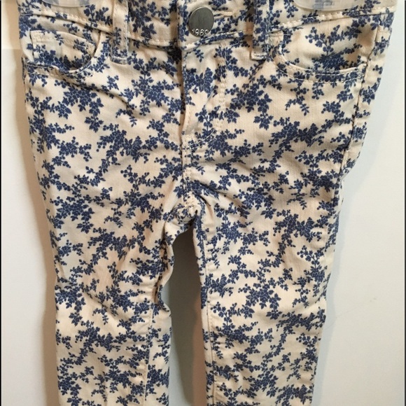 5 pairs of Gap baby skinny jeans - Picture 2 of 5