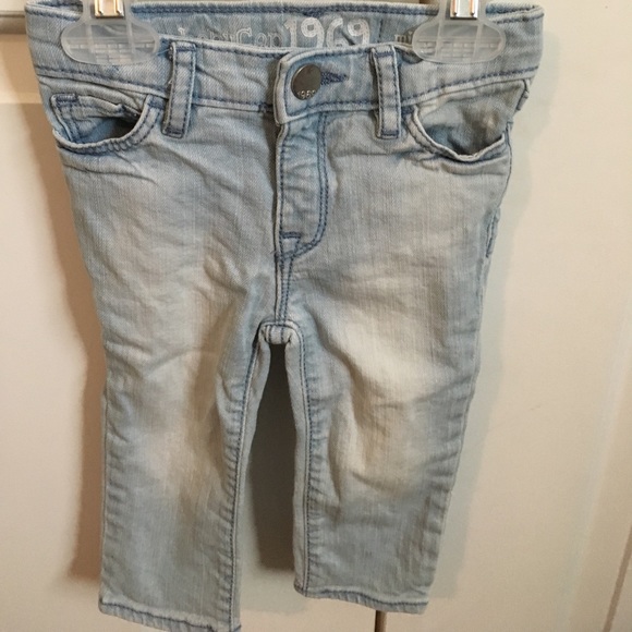 5 pairs of Gap baby skinny jeans - Picture 3 of 5