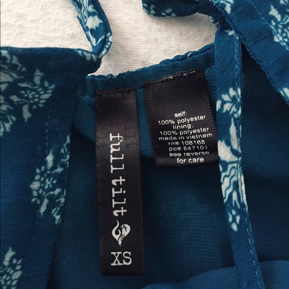 Red & Blue embroidered dress - Picture 2 of 4