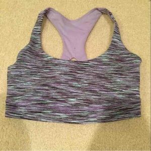 Lululemon sports bra size 4