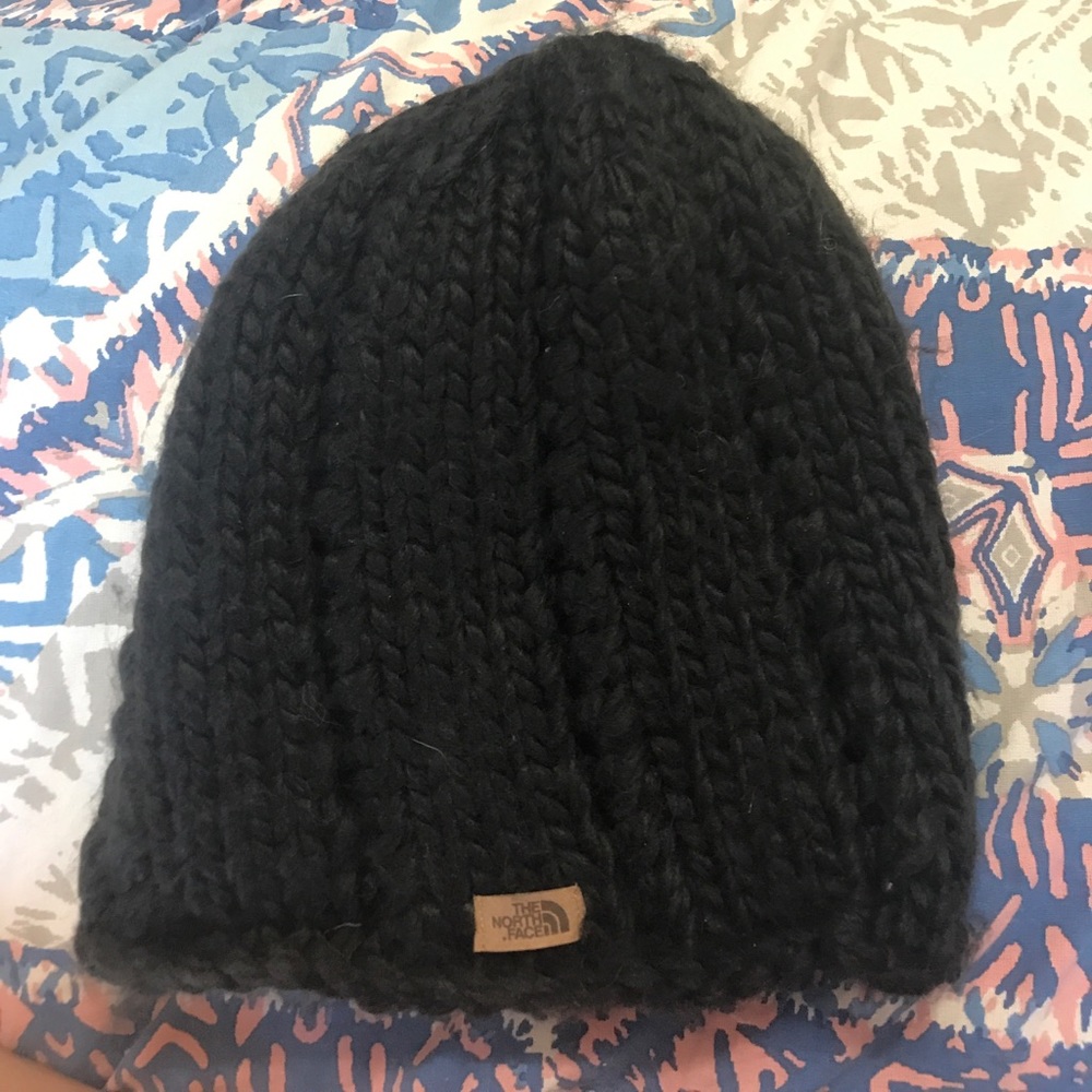 Knitted north face hat