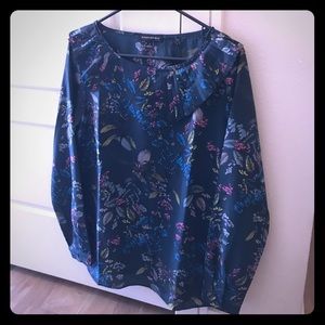 New Banana Republic silky top