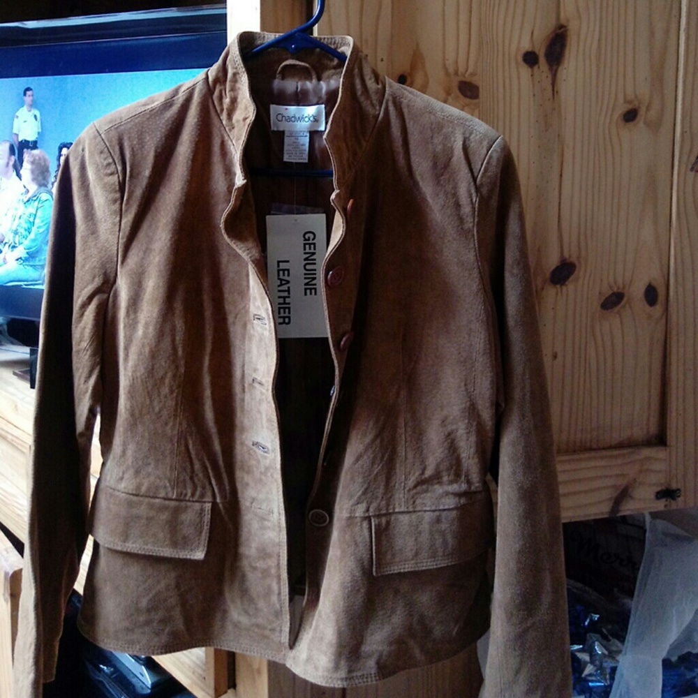 Brand New !genuine brown leather , with tags