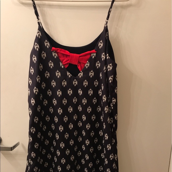 Fun summertime dress with stylish red bow - Picture 2 of 2