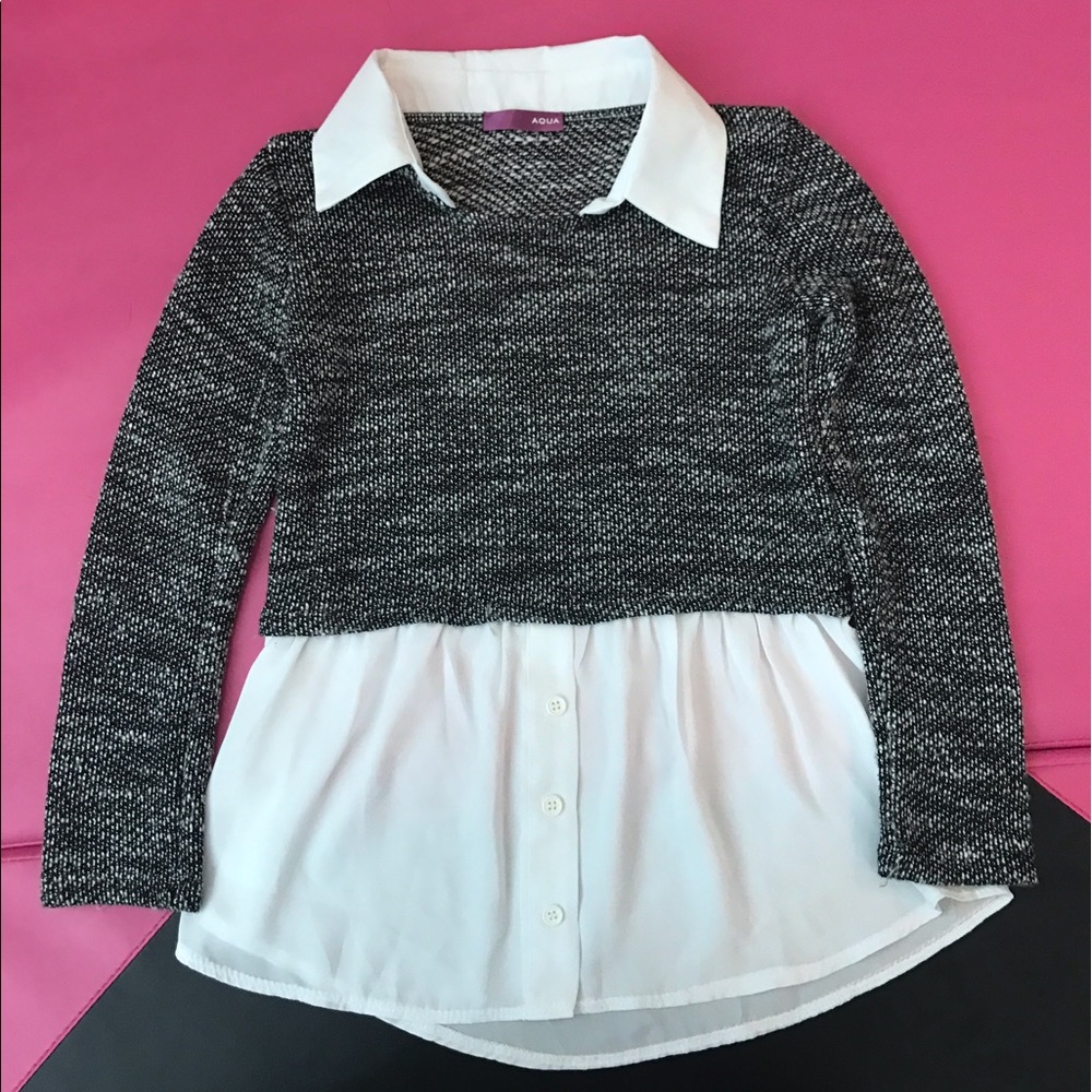 Aqua shirt.   Girls size medium