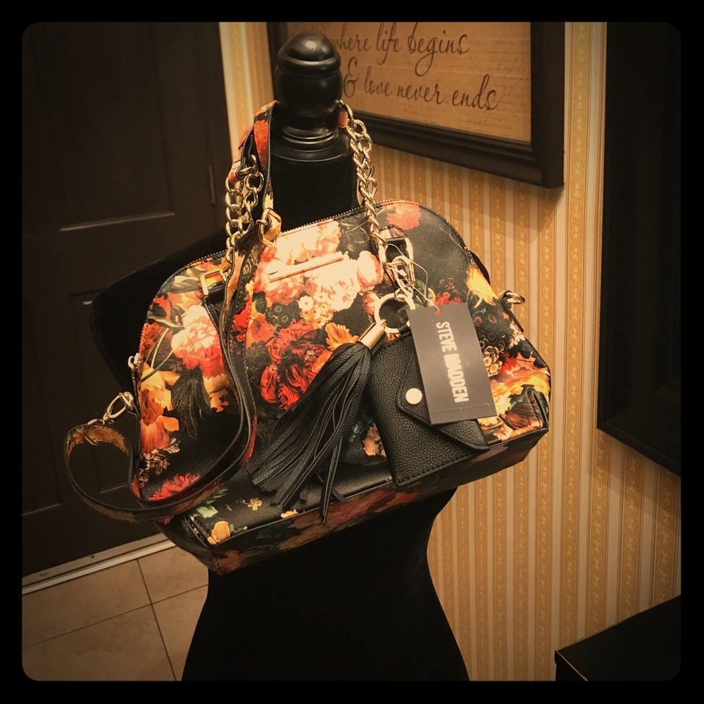 STEVE MADDEN PURSE