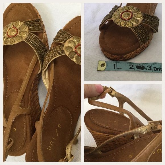Unisa Lexi 3-3/4" Wedge Sandals - Picture 8 of 8