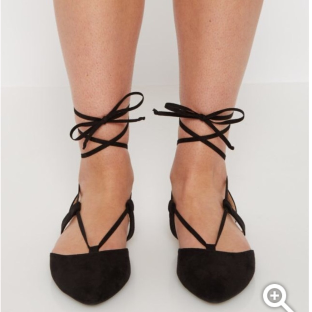 Adorable pointed flats!
