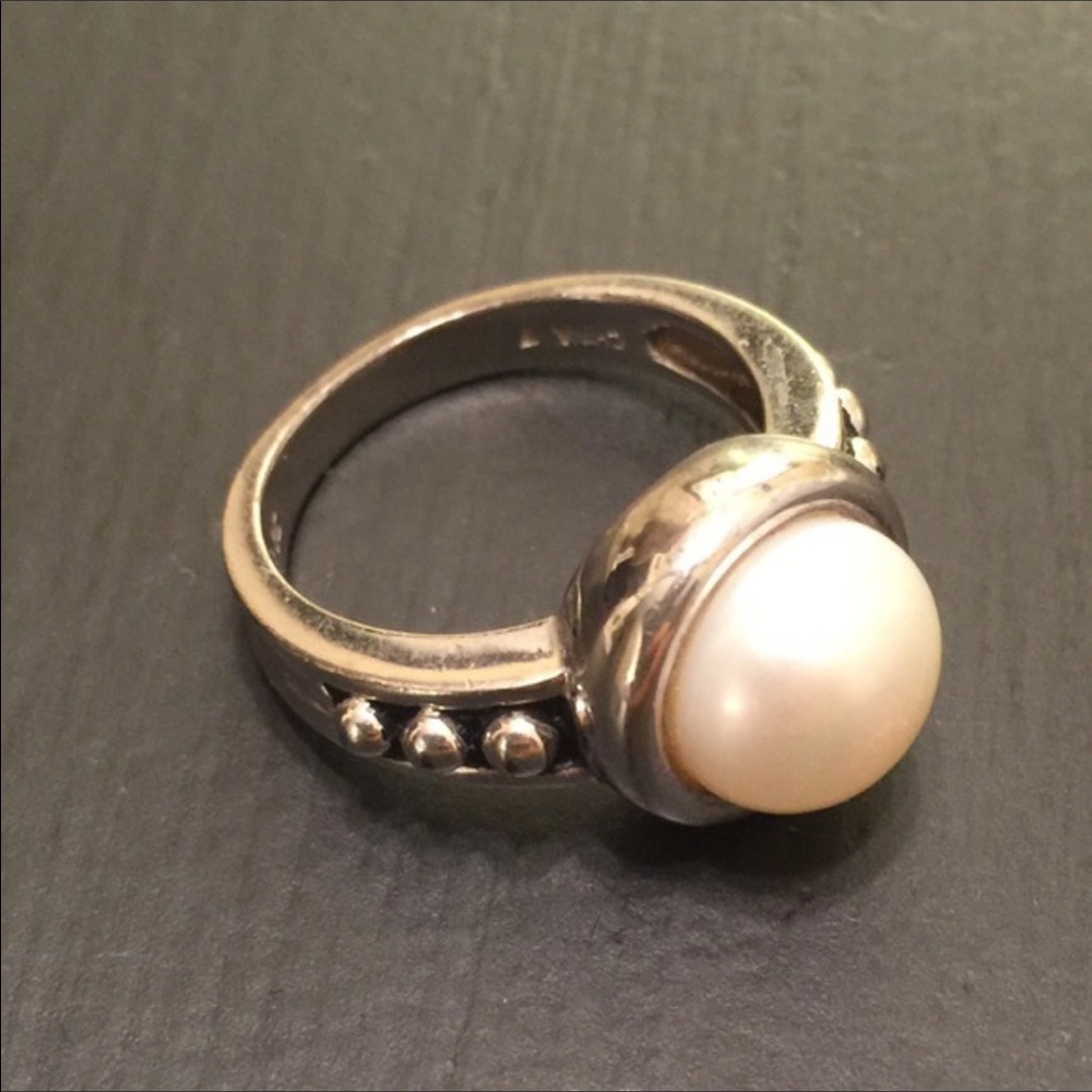 Button Pearl Ring - image 2