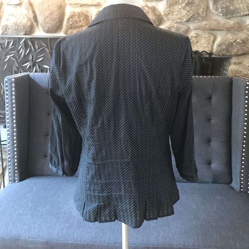 Polkadot beautiful Ann Taylor button top